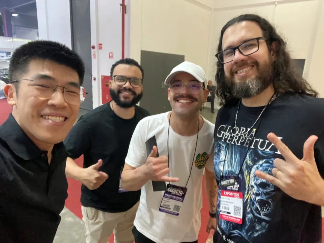 Brazil Expo YZDITEC Friendly exchanges with visitors 4